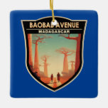 Baobab Avenue Madagascar Travel Abzeichen Keramikornament<br><div class="desc">Avenue of the Baobabs Vektor Art Design. Die Avenue of the Baobabs,  oder Alley of the Baobabs,  ist eine prominente Gruppe von Grandididier-Baobabs,  die die unbefestigte Straße Nr. 8 zwischen Morondava und Belon'i Tsiribihina umsäumen.</div>