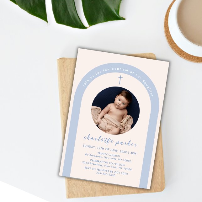 Baptismus des Blauen Geschlechts durch neutrale Bo Einladung (Blue Gender Neutral Boho Arch Cross Photo Baptism Invitation)