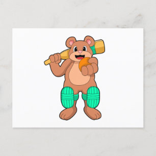 Bär beim Cricket mit Cricket-Schläger Postkarte