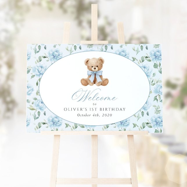 Bär, Bogen, Blaue Blumen, Willkommen zum ersten Ge Poster (Von Creator hochgeladen)