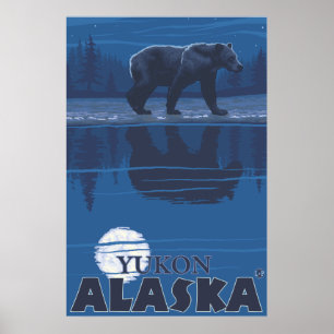Bär im Mondlicht - Yukon, Alaska Poster