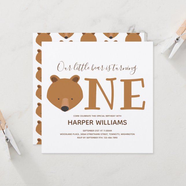 Bär macht ein Silbertier zum ersten Geburtstag Einladung (Vorderseite/Rückseite Beispiel)