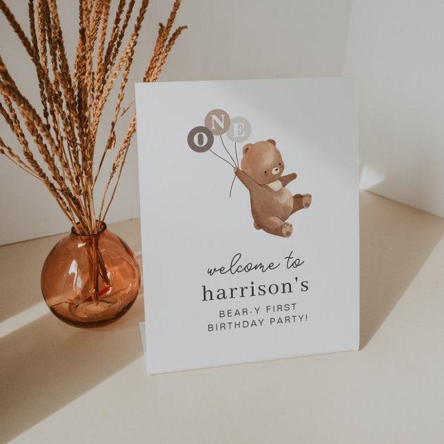 Bär mit 3 braunen Balloons Begrüßungszeichen Sockelschild (Von Creator hochgeladen)