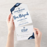 Bar Mitzvah Bold Modern Navy Blue Agate Script All In One Einladung<br><div class="desc">Seien Sie stolz, freuen Sie sich und präsentieren Sie diesen Meilenstein Ihres Lieblings-Bar Mitzvah! Versenden Sie diese coole, einzigartige, moderne, maßgeschneiderte All-in-One-Einladung für eine Veranstaltung, an die Sie sich erinnern können. Die mutige marineblaue Schrift Typografie und der Star of David überlagern den einfachen, weißen Hintergrund mit der Stahlblau-Age, die mit...</div>