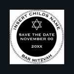 Bar mitzvah Jungs Save the Date Star david Permastempel<br><div class="desc">Eine runde Briefmarke mit einem äußeren Ring aus kleinen Kreisen und einem inneren, schwarzen, massiven Rahmen Vorlagen in fett weiß und schwarz, die es Ihnen ermöglichen, den Anlass, Ihren Söhnnamen, das Datum seiner Bar mitzvah und die Tatsache, dass Gäste Save the Date für diese besondere Feier. Der Stern von David...</div>