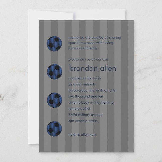 Bar Mitzvah Navy Blue and Black Soccer Ball Einladung (Vorderseite)