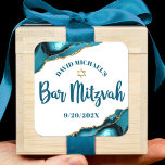 Bar Mitzvah Simple Modern Turquoise Agate Script Quadratischer Aufkleber<br><div class="desc">Seien Sie stolz, freuen Sie sich und präsentieren Sie diesen Meilenstein Ihres Lieblings-Bar Mitzvah! Nutzen Sie diesen coolen, einzigartigen, modernen, personalisierten Aufkleber, um seinen besonderen Tag zu ergänzen. Dunkelblaue Schrift-Typografie und ein Imitat goldener Star von David überlagern einen schlichten, weißen Hintergrund mit türkisblauen Agitierfelsen, die mit Imitaten goldenen Adern betont...</div>