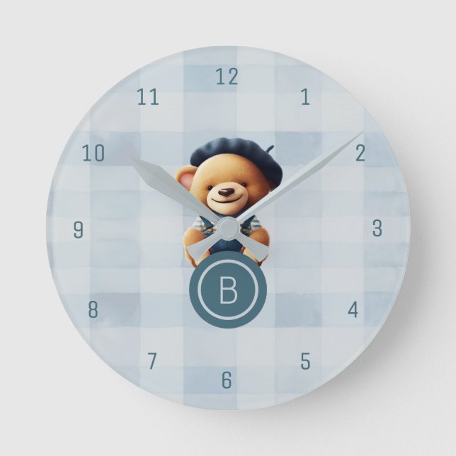 Bär Monogramm Blau Gingham Wanduhr (Vorderseite)