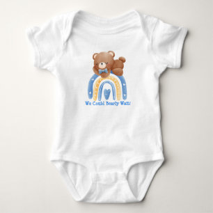 Bär Regenbogen Wir Könnten Kaum Warten Baby Bodysu Strampler