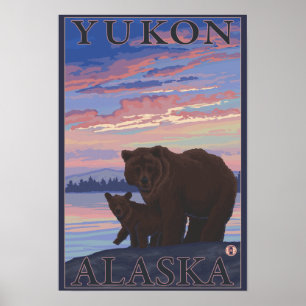 Bär und Cub - Yukon, Alaska Poster