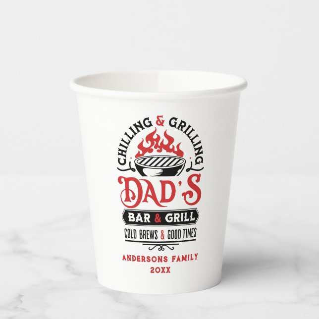 Bar- und Grilldesign von Papa 2 Pappbecher (Links)