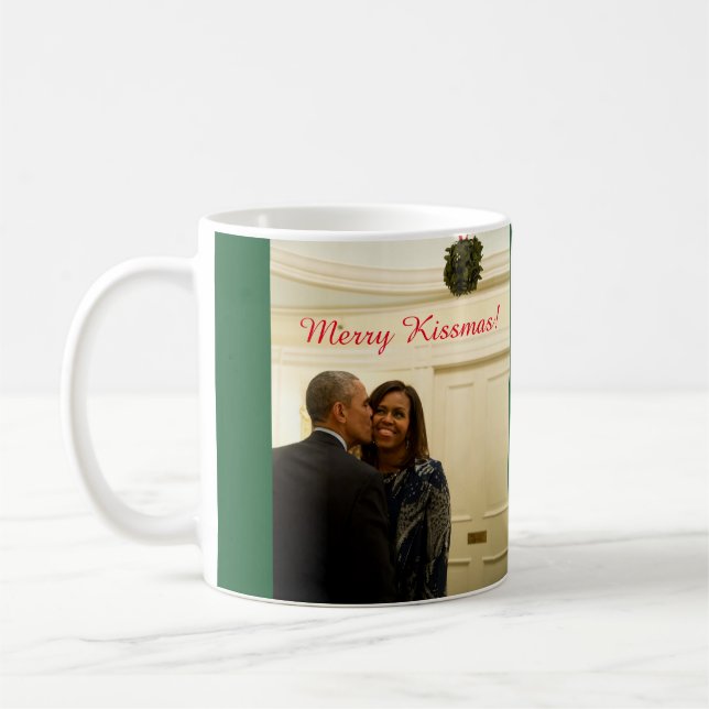 Barack und Michelle Merry Kissmas - Tasse (Links)