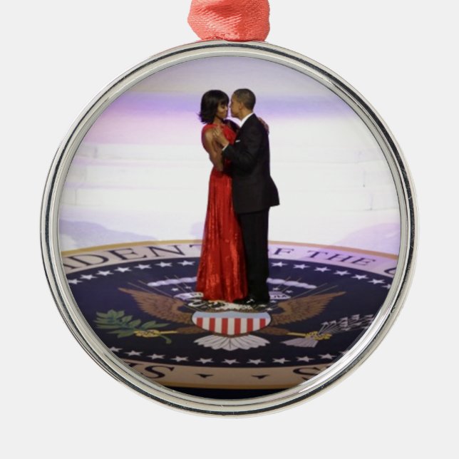Barack und Michelle Obama Silbernes Ornament (Vorne)
