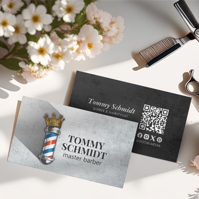 Barber Hair Shop Royal Crown Barber Pole QR Code Visitenkarte (Von Creator hochgeladen)