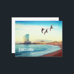 Barcelona, Spanien - Barceloneta Strand Postcard Postkarte<br><div class="desc">Dieser Strand ist untrennbar mit dem gleichnamigen Fischerviertel Barceloneta verbunden, dem klassischen Stadtviertel am Meer, in dem die Menschen der Liebe von Barcelona Fisch und Meeresfrüchte, Geschirr und Tapas essen können. Das Hotel befindet sich im traditionellen Fischerviertel und ist einer der ältesten und beliebtesten Strände Barcelonas. Man nimmt an, Miguel...</div>