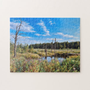 Bare-Bäume und ein friedlicher Teich Puzzle