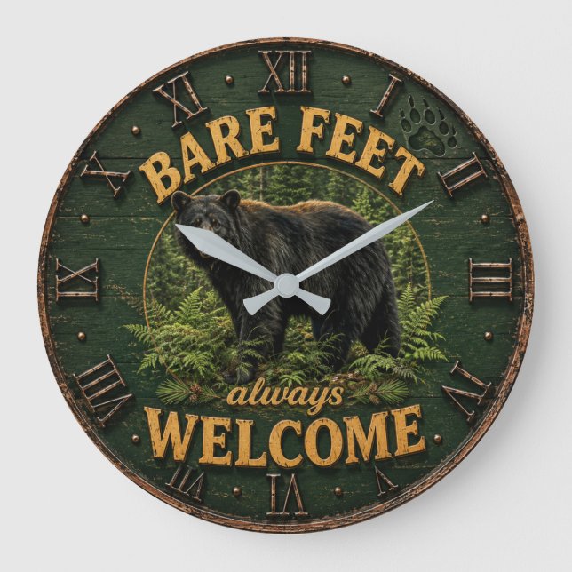 Bare Feet Always Welcome Rustic Bear Cabin Große Wanduhr (Vorderseite)