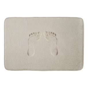 Barefoot Prints in Beach Sand Badematte
