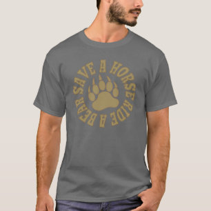 Bärenstolz Rette ein Pferd Reite einen Bären T-Shirt
