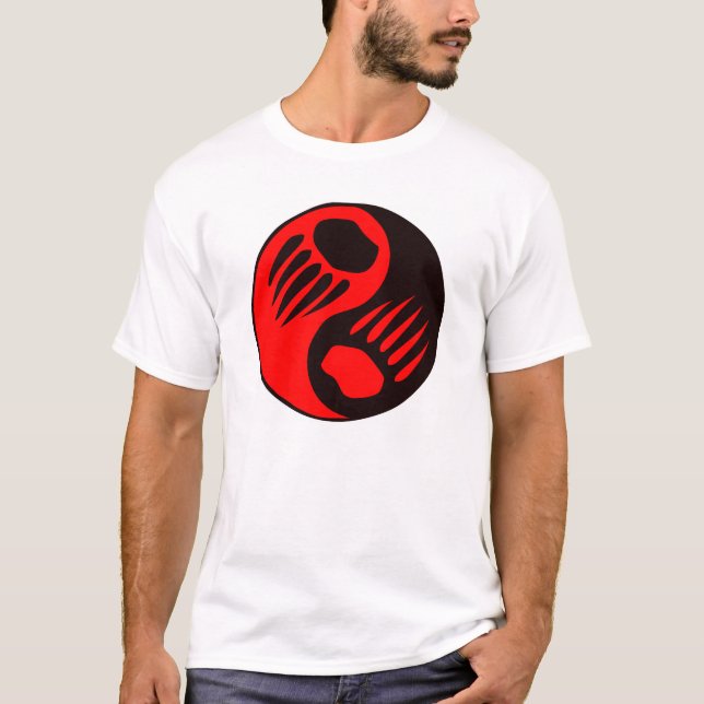 Bärentatze Yin Yang T-Shirt (Vorderseite)