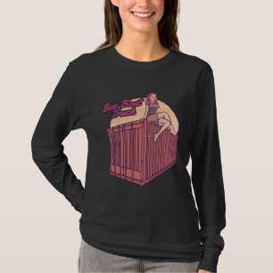 barfüßiges Mädchen sitzt auf einem Müllcontainer v T-Shirt