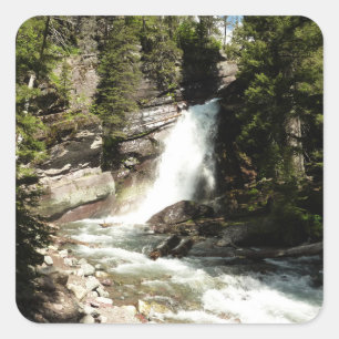 Baring Falls im Glacier National Park Quadratischer Aufkleber