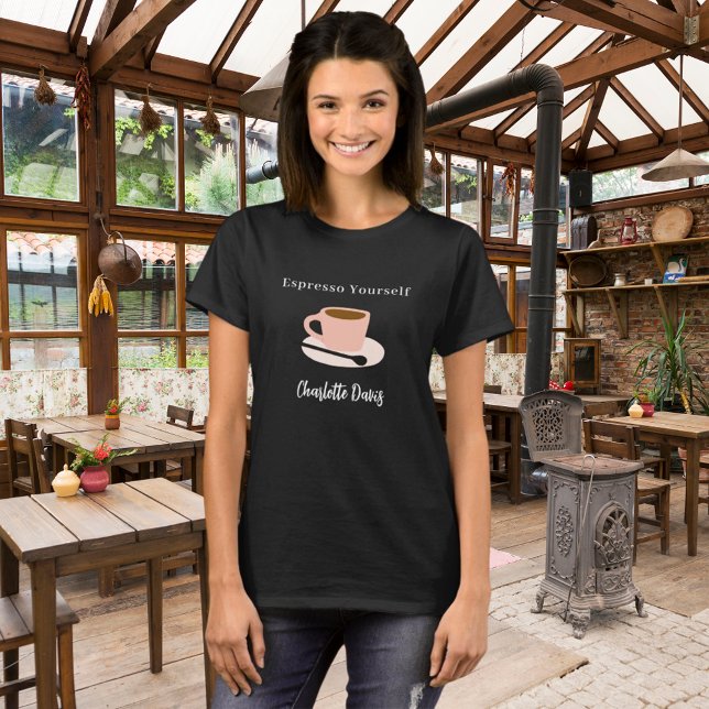 Barista Schwarz-weiße Tasse Kaffee Zitat T-Shirt (Von Creator hochgeladen)