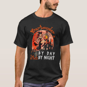 Barkeeper für Tag Hexe für Nacht, Halloween Fl T-Shirt