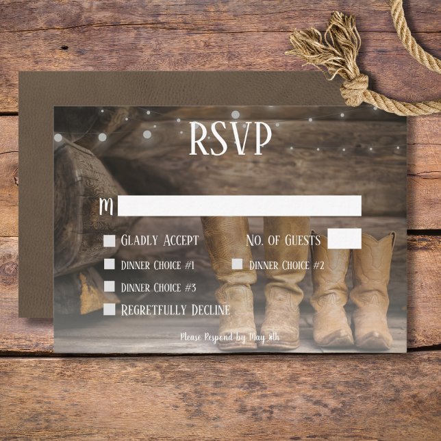 Barn & Boots Rustikaler Cowboy Western Hochzeitses RSVP Karte (Rustic Boots for Two Cowboy Wedding Dinner RSVP Card)