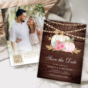 Barn Holz Weiße Kürbis Rosa Florale Hochzeitsfotos Save The Date