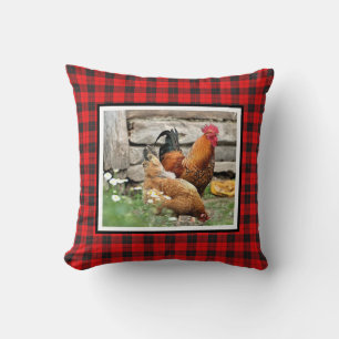 Barnyard Chickens / Hen und Rooster Throw Kissen