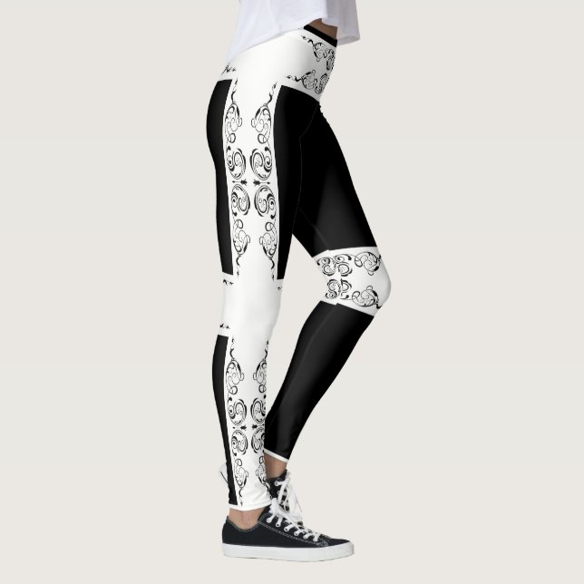 Barockstil. Leggings (Rechts)