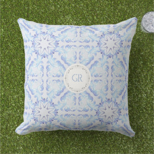Barockstil. Weihnachtsmotiv. Monogramm. Kissen
