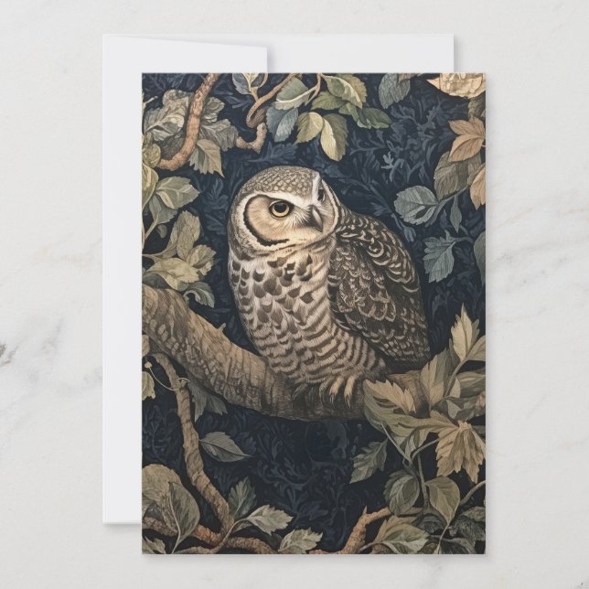 Barred Owl in einem Baum William Morris Style Einladung (Vorderseite)