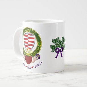Barrett Irish Shield w/Claddagh Personalisiert Jumbo-Tasse