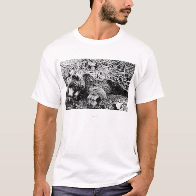 Barrs Bär über 10 Fuß lang, Alaska T-Shirt (Vorderseite)