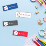 Baseball-Ball-Name Kinderetiketten<br><div class="desc">Moderne Sport Baseball Kinderlabels mit Namen // Niedliche und farbenfrohe Kinderetiketten mit Namen - eine großartige Möglichkeit, um die Notebooks, Spielzeuge, Schuhe, Rucksäcke, Kleidung und alles andere, was das Haus verlasse, zu personalisieren. Dieses einfache und niedliche Design verfügt über ein Baseball auf einem Hintergrund in verschiedenen Farben - blau, schwarz,...</div>