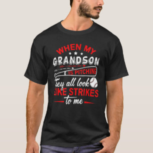 Baseball Grandson peitscht, dass sie wie Strik aus T-Shirt