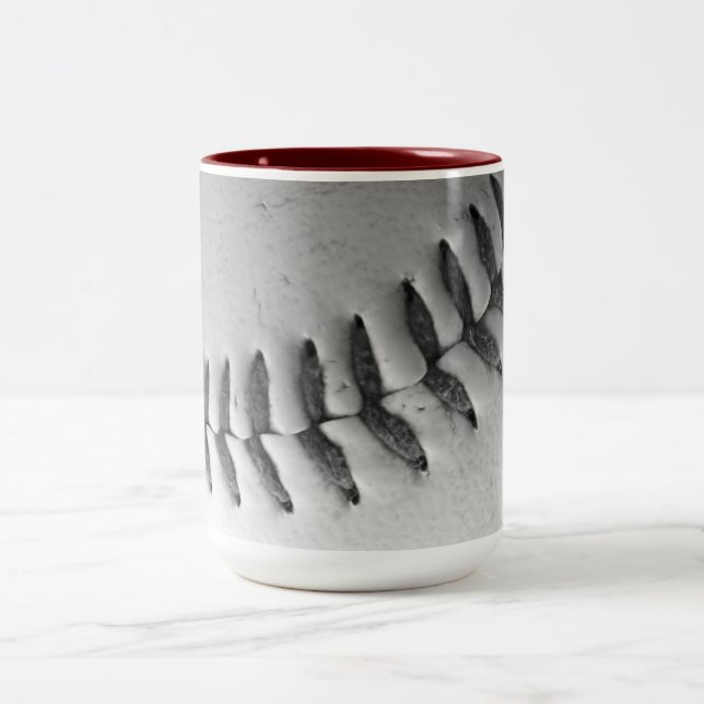 Baseball-Stiche Zweifarbige Tasse (Mittel)
