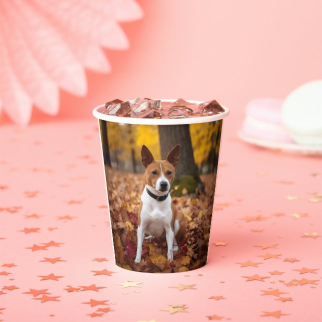 Basenji im Herbst Leaves Fall Inspiriert Pappbecher (Insitu)