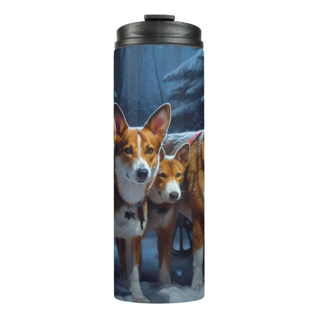 Basenji Snowy Sleigh Weihnachtsdekor Thermosbecher (Vorderseite)