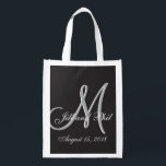 Basic Black Fabulous Wedding Monogram Grosser Wert Wiederverwendbare Einkaufstasche<br><div class="desc">Diese köstliche Auswahl ist brausend und spektakulär und sehr einfach zu modifizieren und anzupassen und kann für viele Umstände verwendet werden: die Zombie-Apokalypse, National Fearful Lady Day, National Harvey Swill Day, National Pizza with the Works Excluding Anchovies Day, National Peppery Loner Cookie Day, National Take a Hike Day, Coast to...</div>