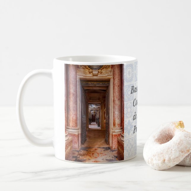 Basilika des Palazzo Mafra und des Klosters, Portu Kaffeetasse (Mit Donut)