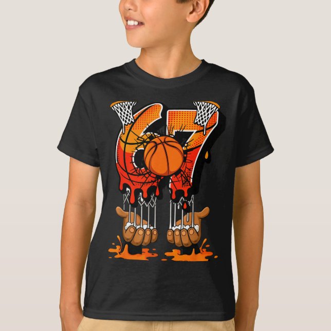 Basketball 67 Six Seven 6 7 Boys Funny Gen Alpha M T-Shirt (Vorderseite)