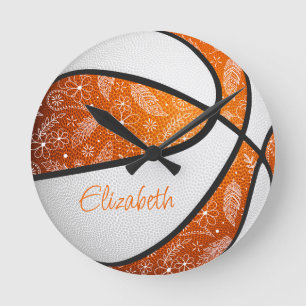 Basketball-Basketball mit orangefarbenem Federball Runde Wanduhr