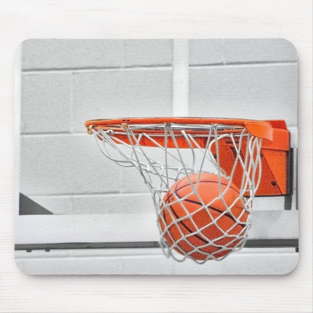 Basketball im Netz Mousepad (Vorne)
