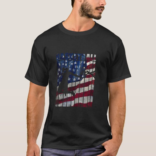 Basketball USA Vintage amerikanische Flagge T-Shirt (Vorderseite)