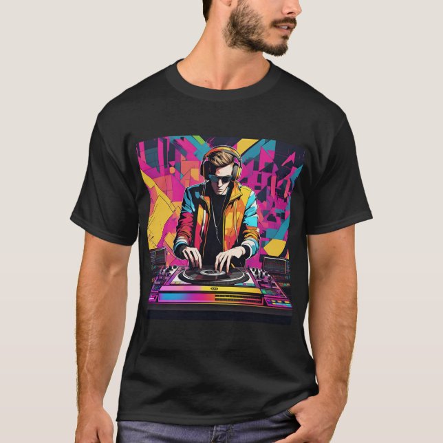 Bass Techno Trance Rave DJ Graphic T-Shirt (Vorderseite)