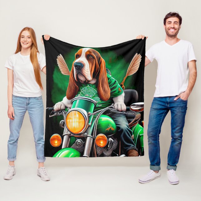 Basset Hound Hund Fahrrad St. Patrick's Day Fleecedecke (Beispiel)