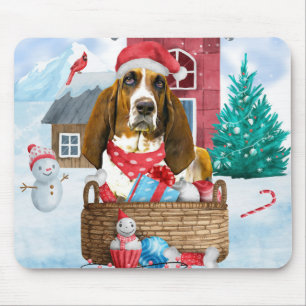 Basset Hound Hund im Schnee Weihnachtshaus Mousepad